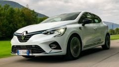 Nuova Renault Clio 2023 (restyling): anche plug-in? Le ultime news
