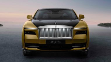 Nuova Rolls Royce Spectre: motore EV da 585 CV e 900 Nm di coppia