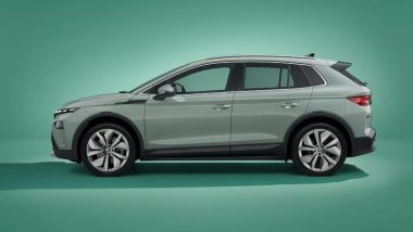 Nuova Skoda Elroq: il SUV elettrico è lungo 4,49 metri e ha un design molto moderno