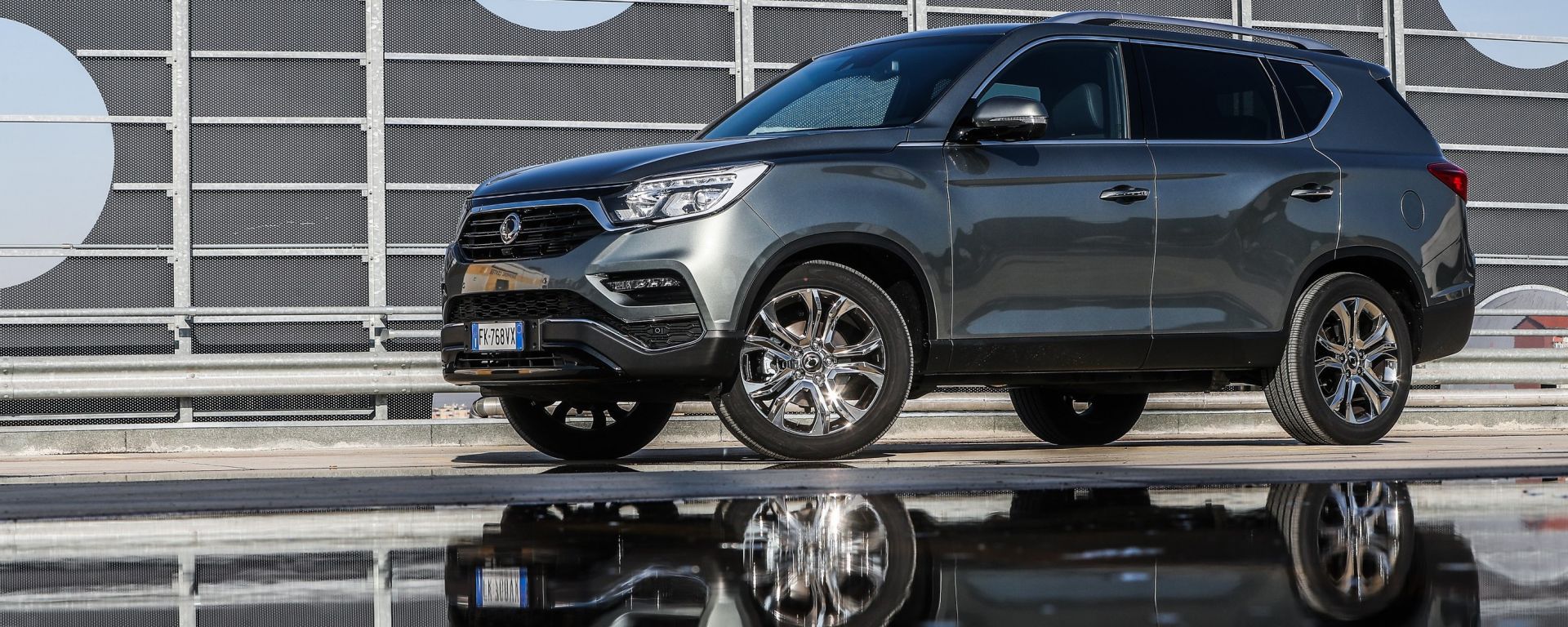 Nuova Ssangyong Rexton 2017: offre tanto al giusto prezzo - MotorBox