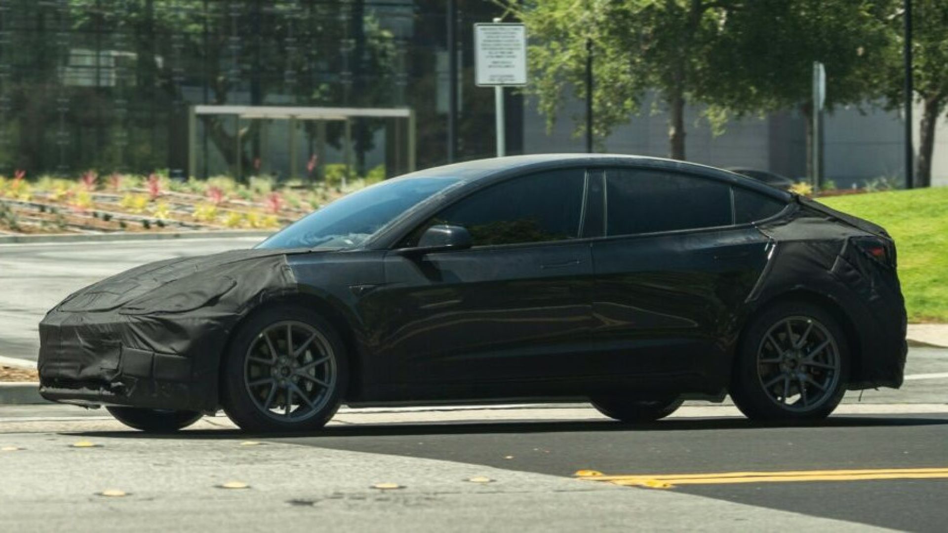 Model 3 Restyling Nuova Tesla Model 3 restyling 2024: come cambia fuori, quando esce