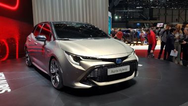 Salone Di Ginevra 2018 Le Novita Toyota Nuova Auris Aygo Restyling Motorbox