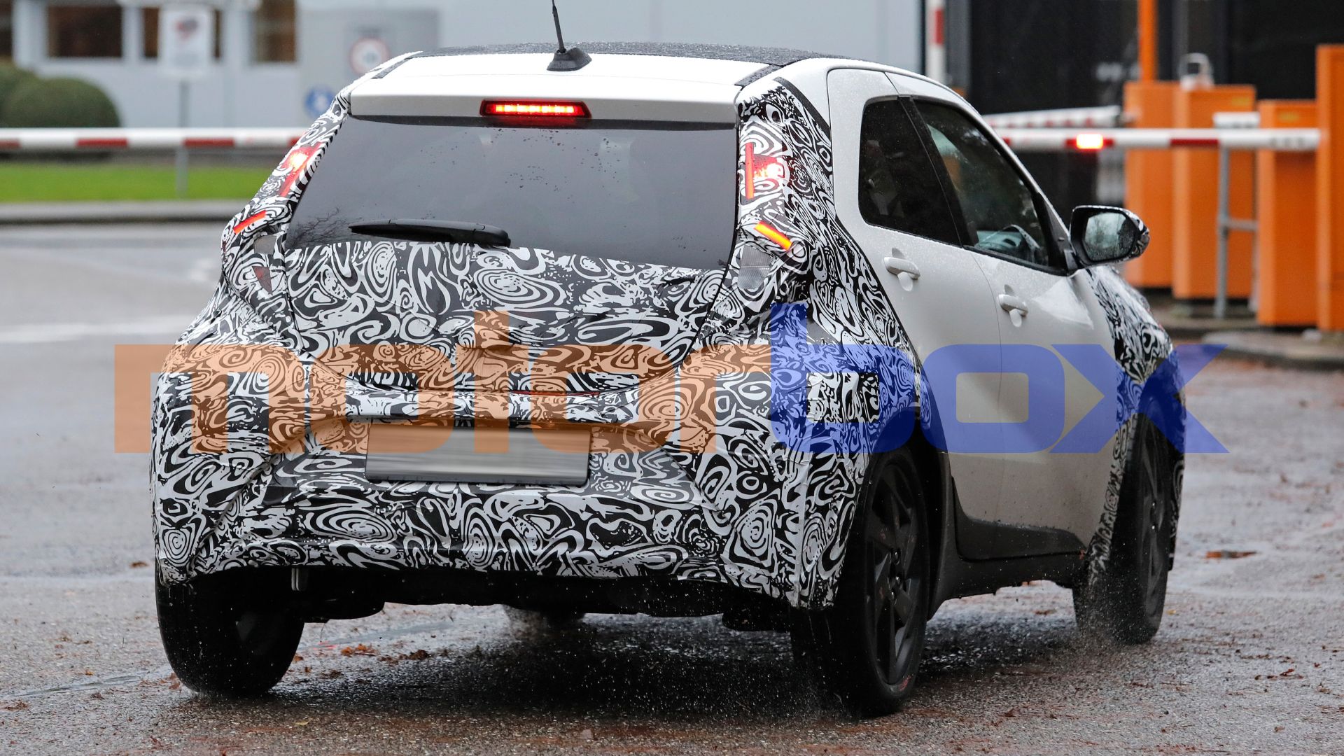 Nuova Toyota Aygo X 2025, anticipazi6oni e foto spia