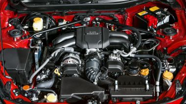 Nuova Toyota GR 86: il motore boxer di 2,4 litri da 235 CV
