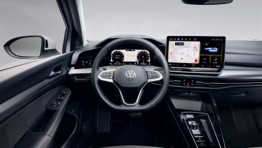 Nuova Volkswagen Golf: l'abitacolo con plancia di comando full-digital