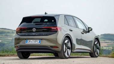 Nuova Volkswagen ID.3, visuale di 3/4 posteriore