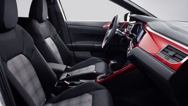 Nuova Volkswagen Polo GTI 2021: i sedili nel tradizionale motivo a quadri della serie GTI