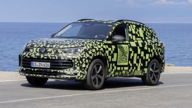 Nuova Volkswagen Tiguan 2024: le PHEV avranno autonomie fino a 100 km