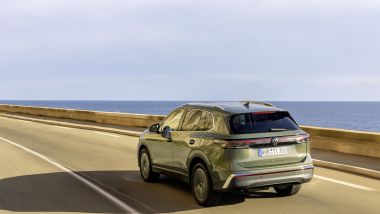 Nuova Volkswagen Tiguan 2024, prova su strada