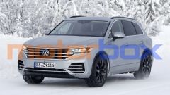 Scheda tecnica e foto di nuovo maxi SUV Volkswagen Touareg 