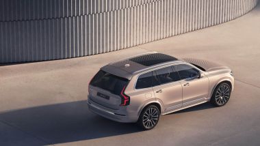 Nuova Volvo XC90 2025, 3/4 posteriore dall'alto