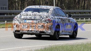 Nuove foto spia di BMW Serie 2 Coupé: visuale posteriore