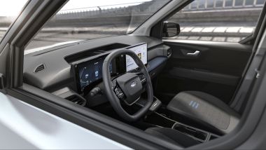 Nuovo Ford E-Tourneo Courier: il posto guida