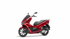 Nuovo Honda PCX 125: lo scooter si rinnova completamente per il 2018