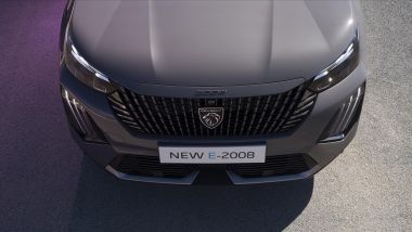 Nuovo Peugeot 2008: il nuovo frontale