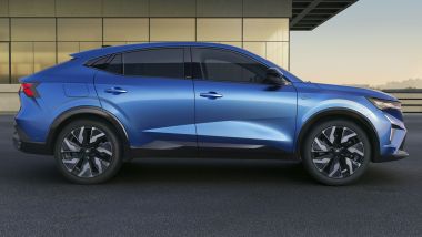 Nuovo Renault Rafale, il SUV coupé francese: visuale laterale