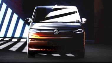 Nuovo Volkswagen Multivan T7: il frontale del nuovo multispazio tedesco