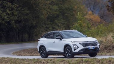 Omoda 5 SHS-H: listino competitivo che parte da 28.500 euro oppure 31.500 euro