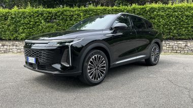 Omoda 9 Super Hybrid: da 51.900 euro in versione Premium con garanzia 7 anni/150.000 km