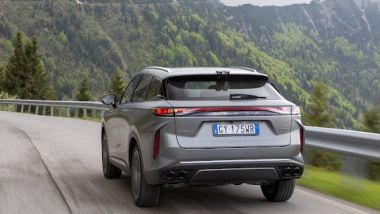 Omoda 9 Super Hybrid: il comfort di bordo è il suo punto di forza durante la guida