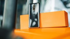 Smartphone OnePlus 7T Pro McLaren Edition: scheda e prezzo