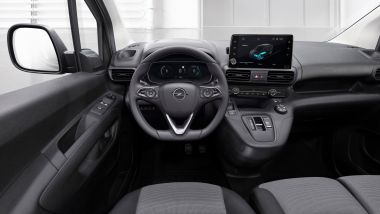 Opel Combo-e 2021, interni: l'abitacolo