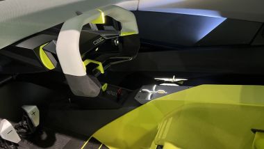 Opel Corsa GSE Vision Gran Turismo: l'abitacolo con tessuti retroilluminati sulla plancia