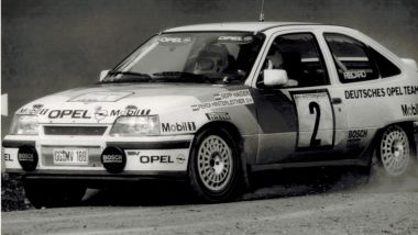 Opel Kadett GSi 16V, prima auto a convertitore catalitico a vincere un rally (1990)