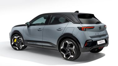 Opel Mokka GSE: debutta nei primi mesi del 2026 il B-SUV elettrico high performance