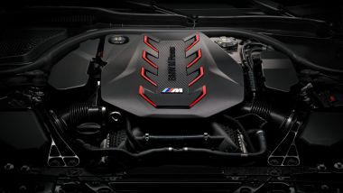 Ora il V8 TwinPower Turbo è ''ibridizzato''