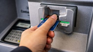 Pagare il pieno con la carta: &egrave; sicuro?