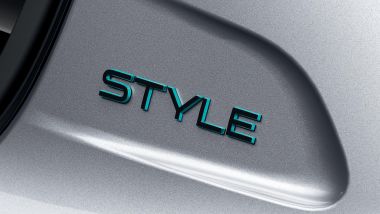 Peugeot 208 Style: serie limitata, il badge Style sul portellone