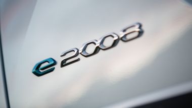 Peugeot ed Enel X: la e-2008