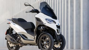 Piaggio MP3 310 2024, 3/4 anteriore