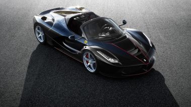 Piano industriale Ferrari: una LaFerrari con motore ibrido all'asta