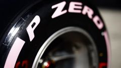 F1: Pirelli introduce le nuove Hypersoft e Superhard delle P Zero 2018