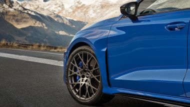 Pirelli P Zero R: Audi RS 3 Competition Limited con P Zero Trofeo R