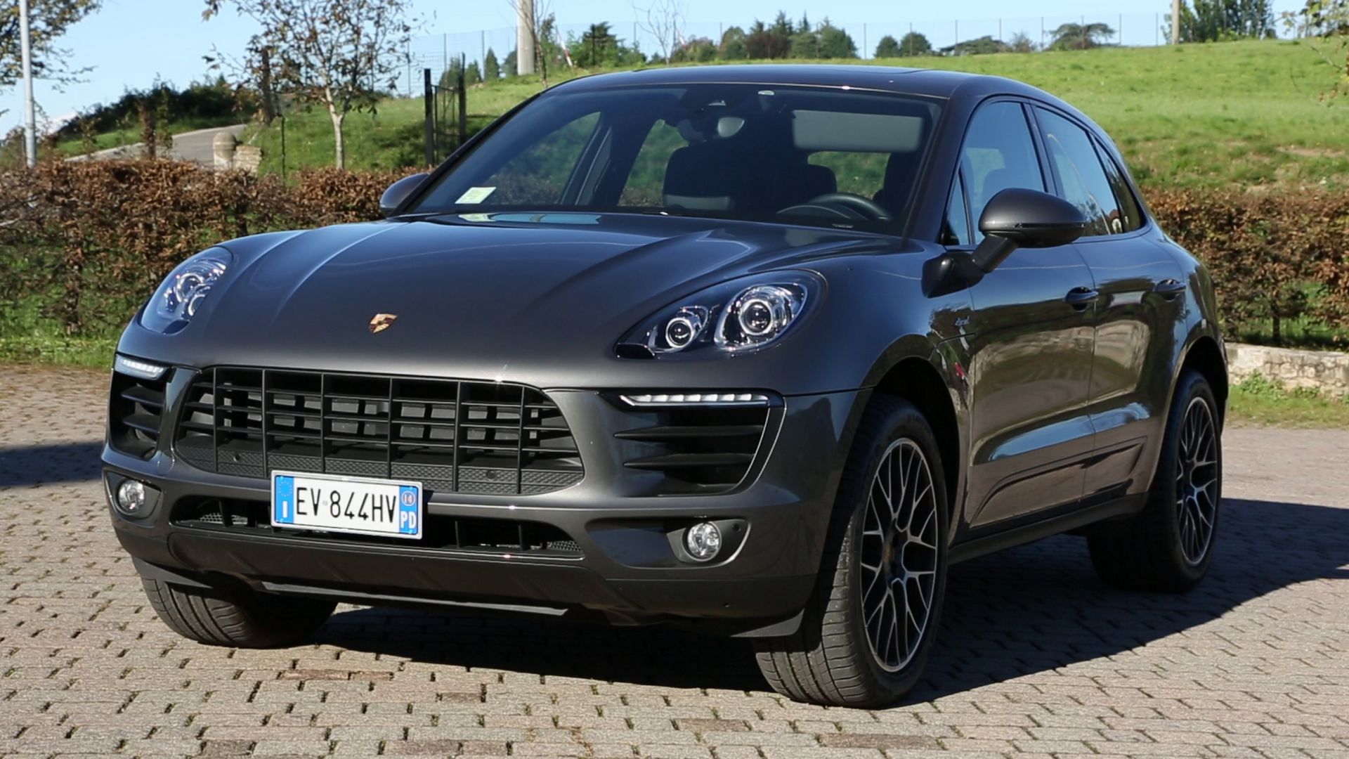 WALSER Tappetini Gomma Auto XTR Per Porsche Macan (95B) Dal 02/2014 – Su Misura, Antiscivolo, Bordo Alto