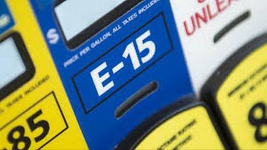 Pi&ugrave; etanolo contro il caro carburanti in USA. Ma funziona?