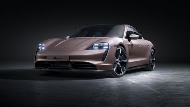 Porsche 2021, la nuova Taycan a trazione posteriore