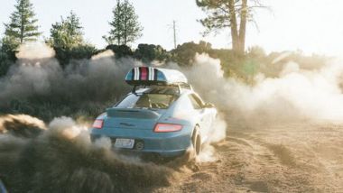 Porsche 911 997 Safari: adatta all'off-road grazie s sospensioni rialzate