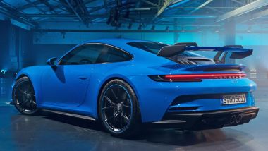 Porsche 911 GT3 992.2: leggero facelift rispetto al modello attuale (nella foto)