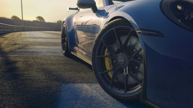 Porsche 911 GT3: le ruote verniciate e i freni colorati