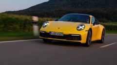 Porsche 911 ibrida, il problema peso e batterie. Ultime news