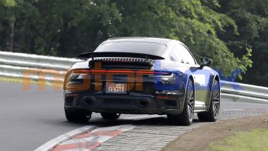 Porsche 911 ibrida: il motore elettrico sarà collocato sull'asse anteriore