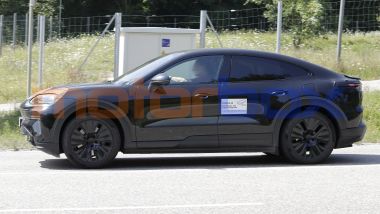 Porsche Cayenne Coupé EV: il debutto è previsto nel 2027, un anno dopo la versione standard