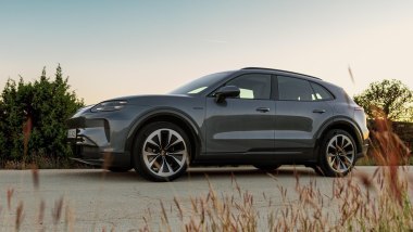 Porsche Cayenne Electric: sembra essere capace di nascondere il peso di oltre 2.600 kg
