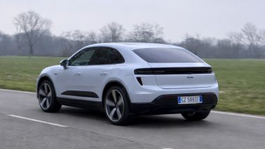 Porsche Macan Electric Turbo: la prova del SUV/coup&eacute; con potenza fino a 639 CV