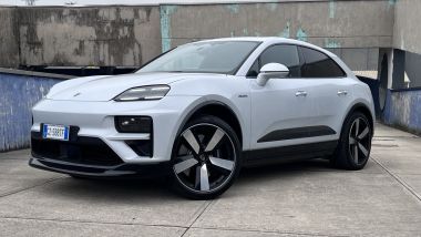 Porsche Macan Electric Turbo: un design contemporaneo e aggressivo