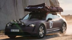 Porsche Taycan Cross Turismo elettrica: il kit Camper Db